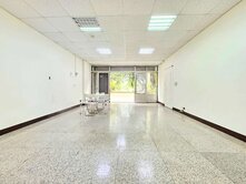 大降價中興大學‧積善公園旁可營登1+2層樓店附車位