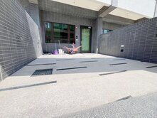 【雅鳳精選】梧棲全新｜臨路傳統5套房別墅｜前院停車