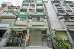 陽明學區宅|室內超大建坪有車庫透天