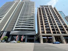 漢神百貨旁面寬5米金店面