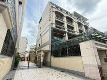 巨蛋 崇德商圈旁大地坪優質雙車車墅