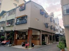 北區中國醫~臨路邊間收租11套房~投報3.4%