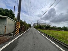 大寮商圈住宅區旁方正農地