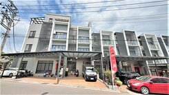 東興國小◆3年新屋◆併排雙車◆整層主臥◆臨路美墅