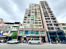 三多商圈精華核心邊間敞亮獨立大套房