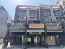 仁武八德商圈｜臨路透天金店面｜