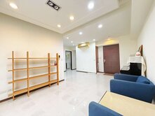 專任✨黎明商圈~鉅虹樸石美三房休旅車位✨屋況優