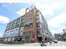 屋主哭倒！狂降700萬.正成功路店面，38大地坪