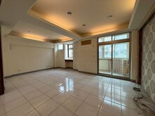湖山街低總價2F超大3+1房