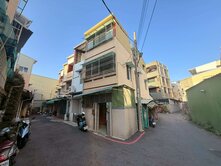 台南市北區近好市多、花園夜市大地坪邊間透天