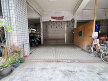 小資創業◆東平商圈◆大2房◆店住合一◆騎樓停車