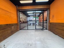 大社黃金商圈｜面臨路正三樓透天店面