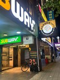 南京東路三段臨路金店面