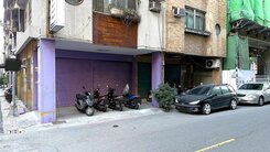 6米面寬/五福國中學區/三角窗店面