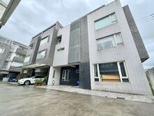 優質電梯雙車位別墅85坪四套房大空間大地坪有後院