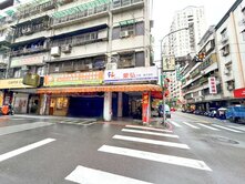 (汐止恩豪)推薦連興街近行政中心三角窗面寬商業店面