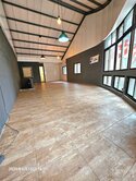 東園三角窗透天店住