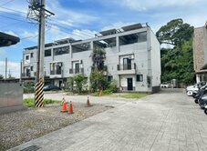 屋主無敵想賣員山漂亮4房輕屋齡透天