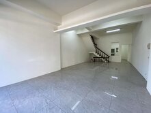 樂福📢大里中興商圈臨路美整理透天店住