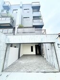 大里全新臨路角間電梯大地坪別墅