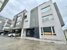 優質電梯雙車位別墅85坪四套房大空間大地坪有後院