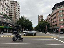 南區國光路忠孝夜市*稀有百坪建地🌳可申請危老重建