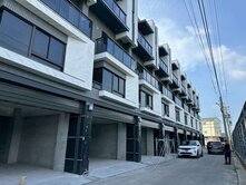3字頭西屯全新雙車電梯別墅竟然不用4千萬!!!