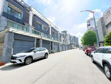 幸福優選｜北屯廍興公園｜頂級現代臨路別墅