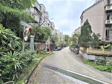 鳳凰城-大庭院-方便停車一樓