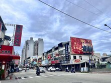 東山商圈前後臨路透店