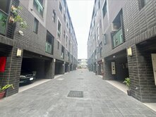 宜市東區挑高4套房社區透天