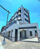正14期全新臨路角間電梯別墅(專)