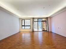 世紀館中庭方正3改2房｜住商睦築泓毅
