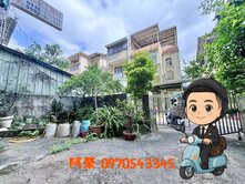 專簽１手屋｜７米大面寬超稀有１樓庭院住家～可停２車