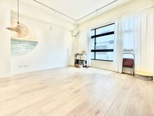沙鹿中山商圈｜林泰親善｜臨路邊間｜輕屋齡透天別墅
