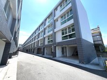 宜市宜商旁全新3房車庫透天~台灣房屋婕如小豬