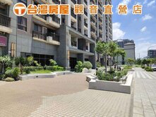 過嶺國小旁佳泰智匯城｜高樓層視野美2房＋黃金雙車位