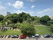 近捷運✨中山醫震後臨路別墅✨公園第一排✨永久棟距