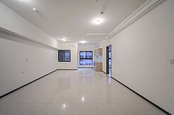 美術白天鵝◆最棒面向◆無高雄厝2+1房平車