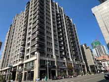 好市多義享天地自由悅讀金店面