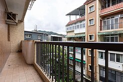 富貴邊間明亮美寓