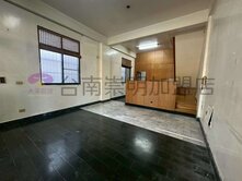 近德南國小｜店住合一透天