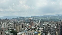 盧麗玲-巴黎十六區稀有景觀戶5房四平車