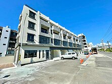 〖施藏好房〗捷運旁｜大面寬臨路｜邊間三面採光美別墅
