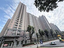 亞灣核心｜稀有釋出低總價｜高樓層三房機上車位