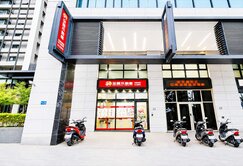 降!!✅出價可談✅面商業重劃區｜鄰路金店大邊間