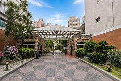 🏠住好佳🏠藝文特區卡洛林別墅四房平面車位