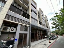 南勢居家1F美居⏺︎四房車位⏺︎有庭院⏺︎美裝潢