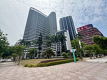 雙捷運宅|高樓層景觀輕豪宅2房+平移車位