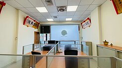 中正預校正對面面寬5米屋況超好電梯透店